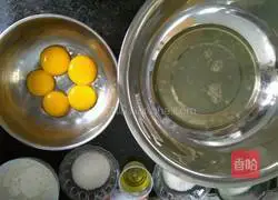 Illustration of how to make chiffon cake 2