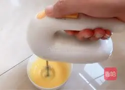 Illustration of homemade egg tarts 3