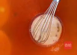 Illustration of how to make meat floss cake 2