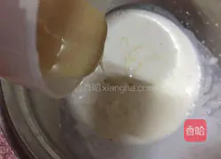 Illustration of how to make wooden chaff cups 4