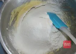 Illustration of how to make rose love cookies 5