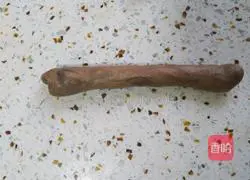 Illustration of how to make leopard print toast 13