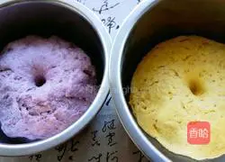 Illustration of how to make pumpkin and purple potato double-color rolls 10