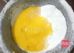 Illustration of how to make chiffon cake 2