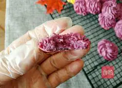 Healthy Illustration of how to make sweet potato cakes 15