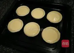 Illustration of how to make family whole egg tarts 4