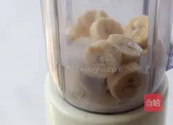 Caramel Banana Mousse Recipe Illustration 10