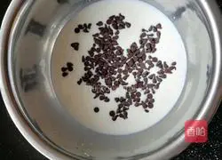 Simple version of cocoa bean cream mousse recipe 2