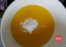 Illustration of how to bake cookies in microwave oven 3