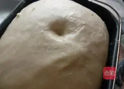 Illustration 2 of how to make egg toast (looks a bit like Da Li Bai)