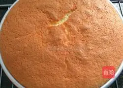 Illustration of how to make chiffon cake 7