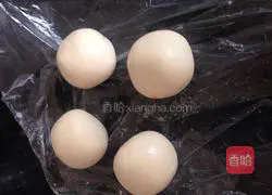 Illustration of how to make bean paste and sesame balls 3