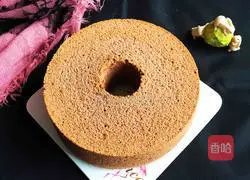 Illustration of making oil-free cocoa chiffon cake 22