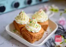 Cocoa Cream Cup Cake (New Year Dessert) Recipe Illustration 11