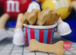 Illustration of how to make bone cookies 4