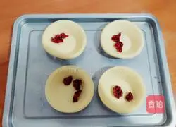 Illustration of how to make simple egg tarts 2