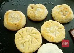 Illustration of making buckwheat cakes with bean paste 14