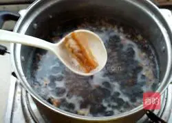  Illustration of how to make sesame and walnut porridge 4