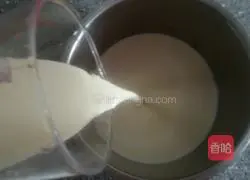 Portuguese dragon fruit egg tart Illustration of how to do it 3