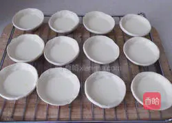 Illustration of how to make delicious egg tarts 3