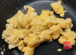 Strawberry Flavor Cream Crisp Illustration of making puff puffs 4