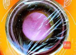 Illustration of how to make purple sweet potato rolls 6