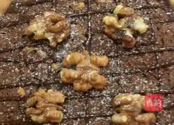 ~Brownie Pecan Pie Recipe Illustration 5