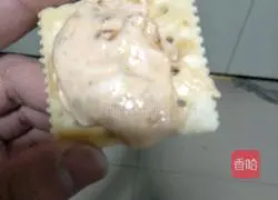 Illustration of making Niuzha biscuits 5