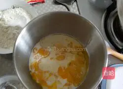 Chiffon Cup Cake Recipe Illustration 2