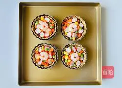 Illustration of how to make low-calorie, low-fat and high-protein savory shrimp, crab meat and oatmeal tarts 4