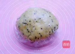 Illustration of how to make electric baking pan biscuits 4
