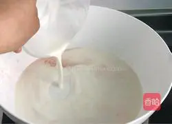 Illustration of how to make cherry tart 7