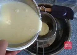 Illustration of how to make kiwi egg tart 3