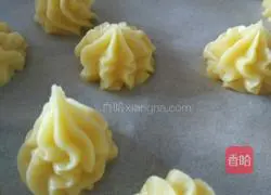 Illustration of how to make cream puffs 9