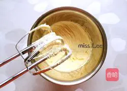 Illustration of how to make soufflé raisin stick biscuits 5
