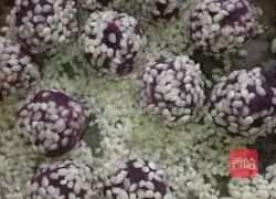 Illustration of how to make glutinous rice and purple potato balls 6