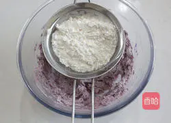 Illustration of how to make purple sweet potato cookies 10