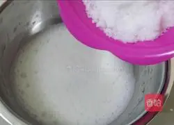 Chiffon Cake Recipe Illustration 5