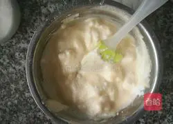 Illustration of how to make chiffon cake 9