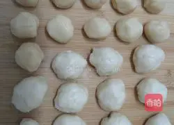 Illustration of how to make egg yolk cake 5