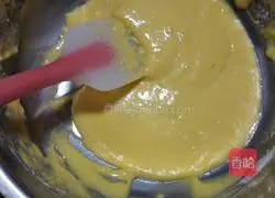 Two-color chiffon honey bean cake recipe 5