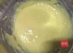 Illustration of how to make six-inch chiffon cake 5