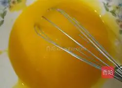 Illustration of how to make spinach and yam cake rolls 6