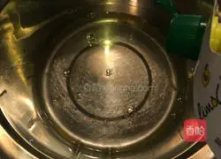 Illustration of how to make jam cake roll 7