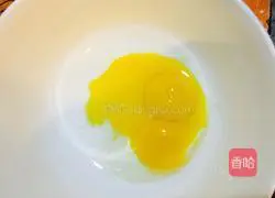 Illustration of how to make six-inch chiffon cake 2