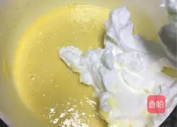 Illustration of how to make eight-inch chiffon cake 9