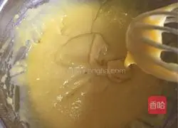 Illustration of how to make eight-inch chiffon cake 6