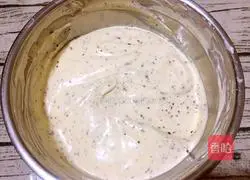 Chocolate chiffon cake (eight inches) Illustration of how to do it 13