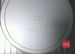 Illustration of how to make chiffon cake 13