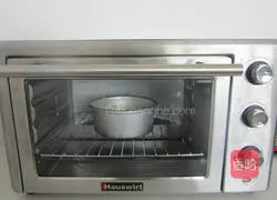 Illustration of how to make chiffon cake 15